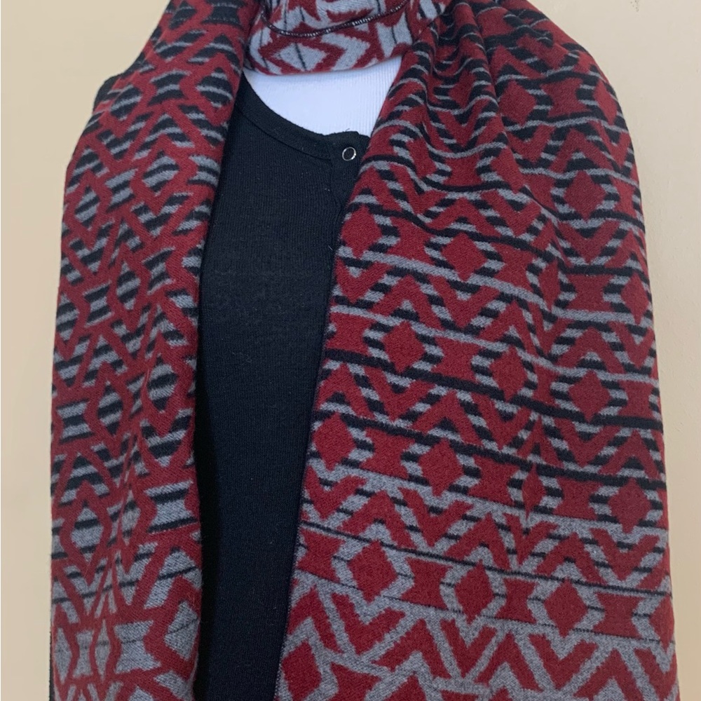 ANTHONY OF LONDON unisex soft poly blend gray/maroon scarf NWT In one size
